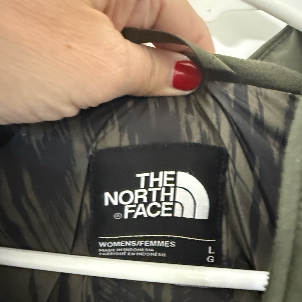North Face khaki green women’s parka - Picture 3 of 6